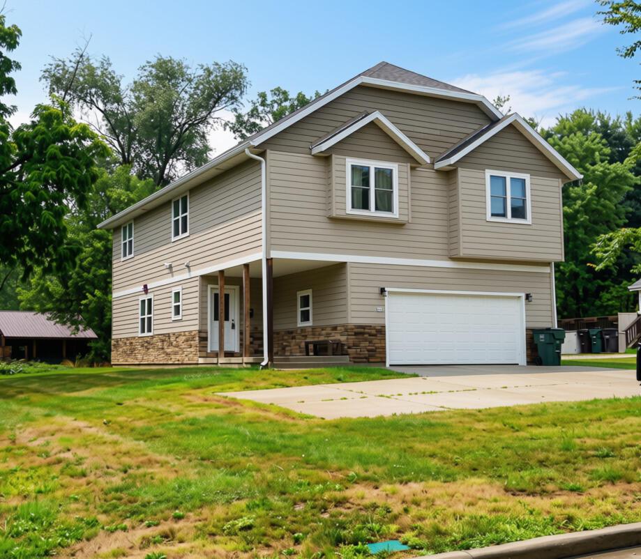 534 S Gault St, Whitewater, WI 53190