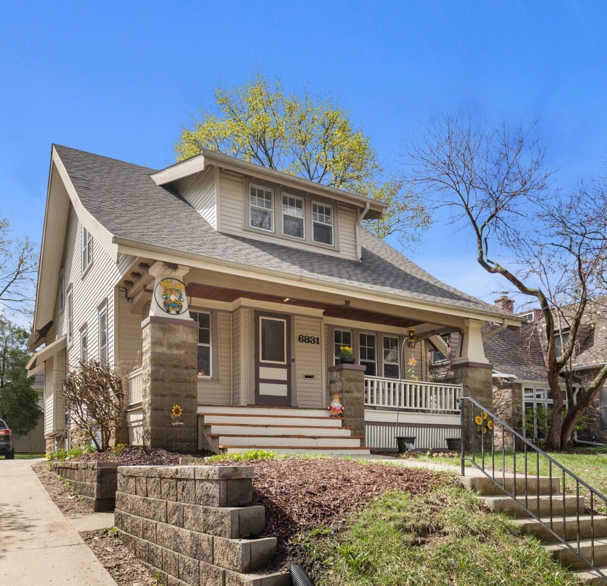 6831 Cedar St, Wauwatosa, WI 53213