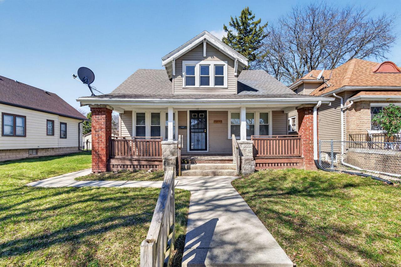 4633 N 30th St, Milwaukee, WI 53209