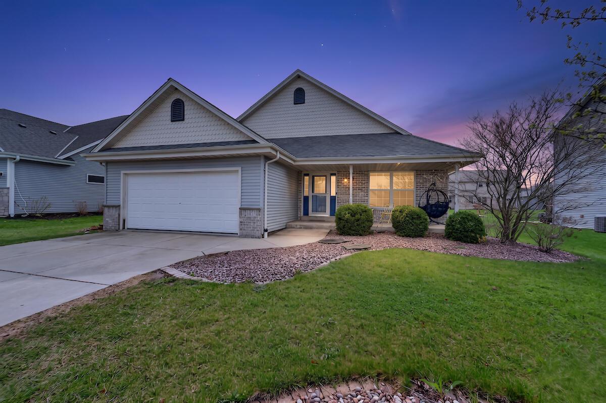 3929 Scenic Way, Caledonia, WI 53126
