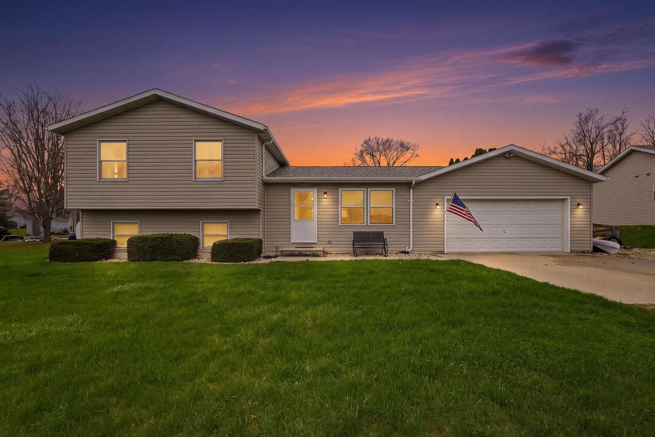 N4493 Hickory Rd, Hustisford, WI 53034