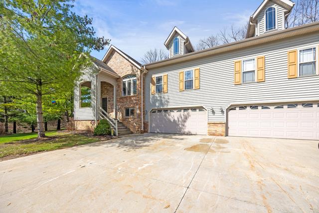 New Homes For Sale This Week That Attend Slinger Middle School: April 10th to April 16th