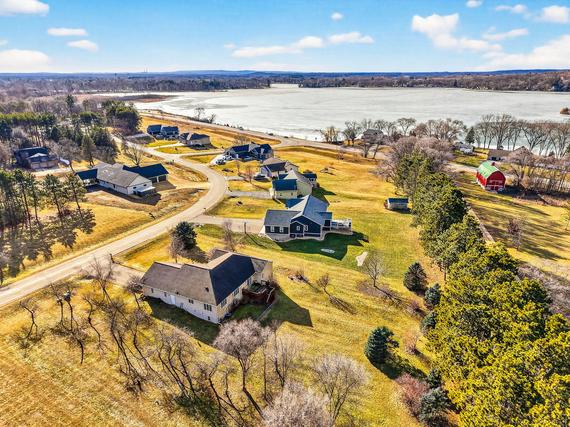 New Homes For Sale This Week That Attend Pardeeville Elementary School: April 10th to April 16th