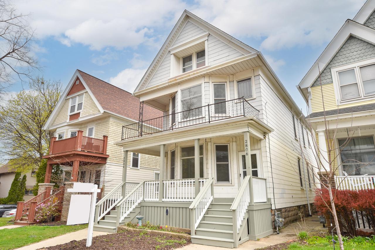 2804 S Logan Ave #2806, Milwaukee, WI 53207