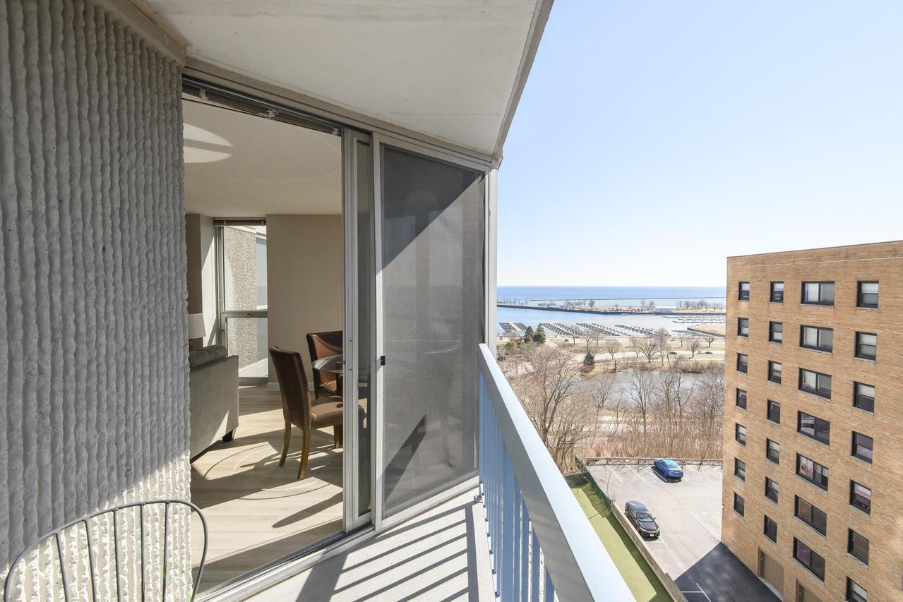 1660 N Prospect Ave #805, Milwaukee, WI 53202