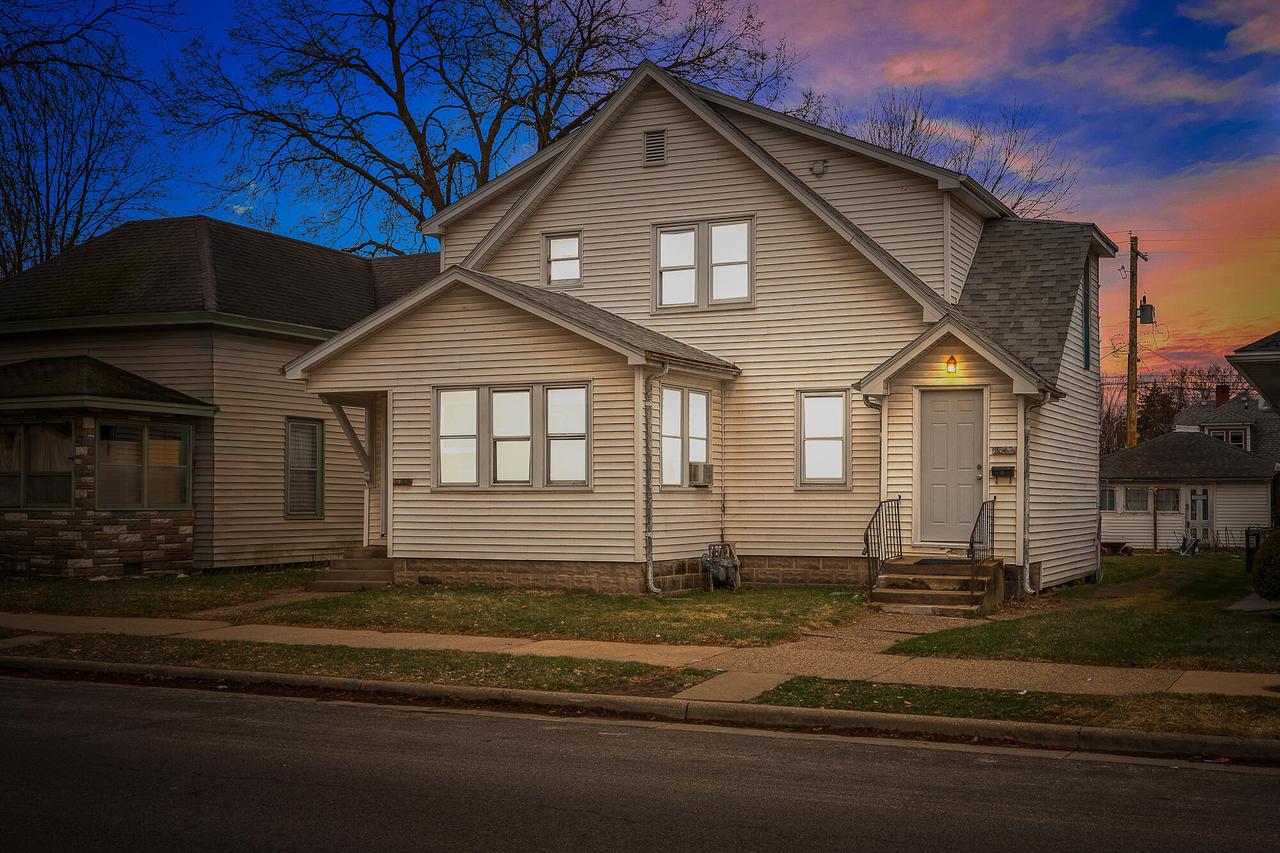 1012 7th St #1014, La Crosse, WI 54601