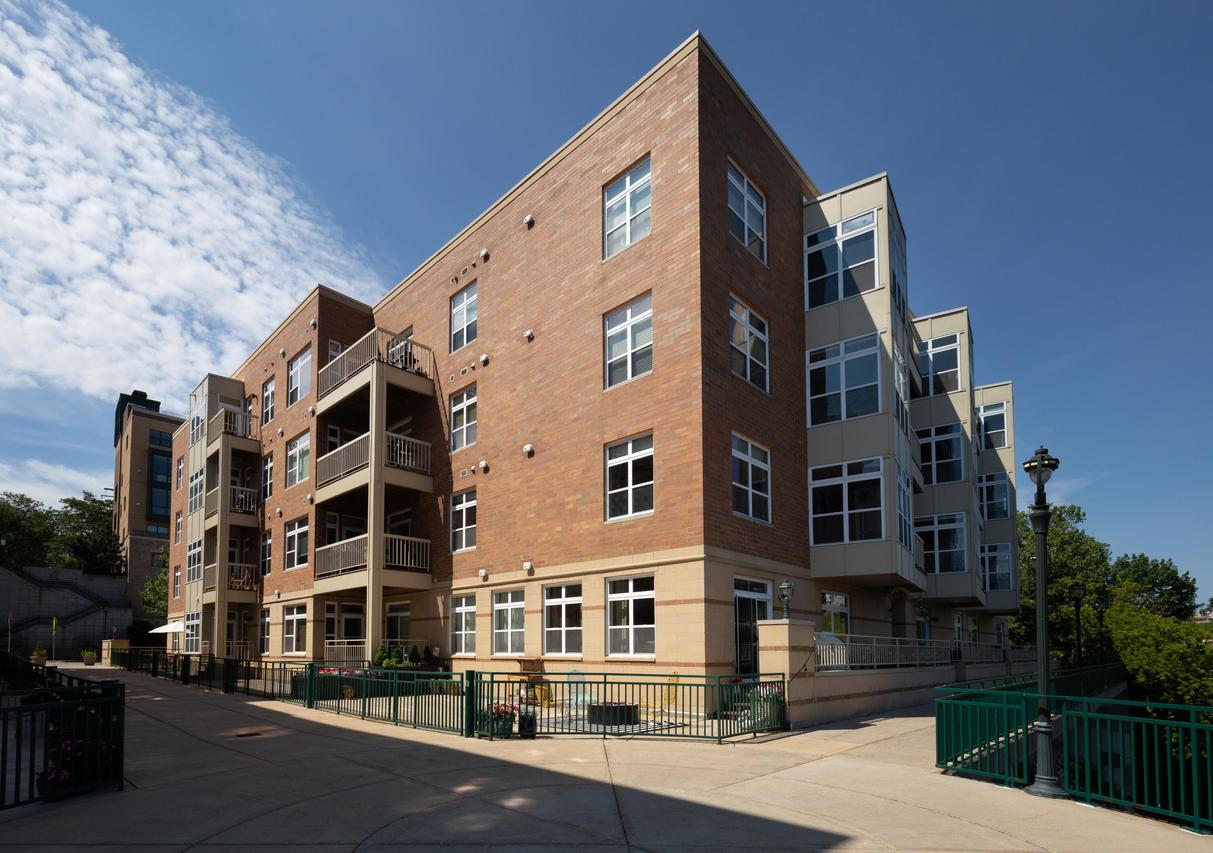 1915 N Water St #409, Milwaukee, WI 53202