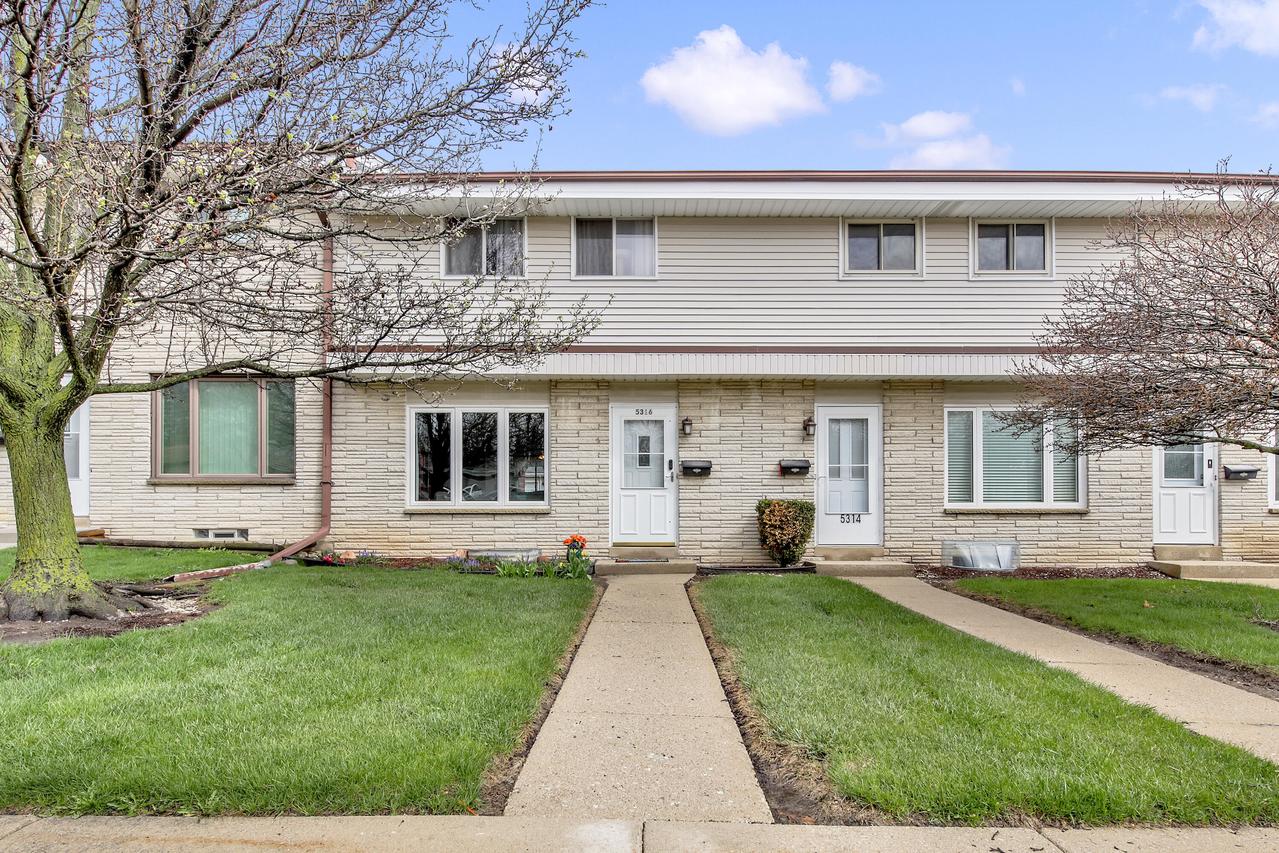 5316 Athens Ave, Racine, WI 53406