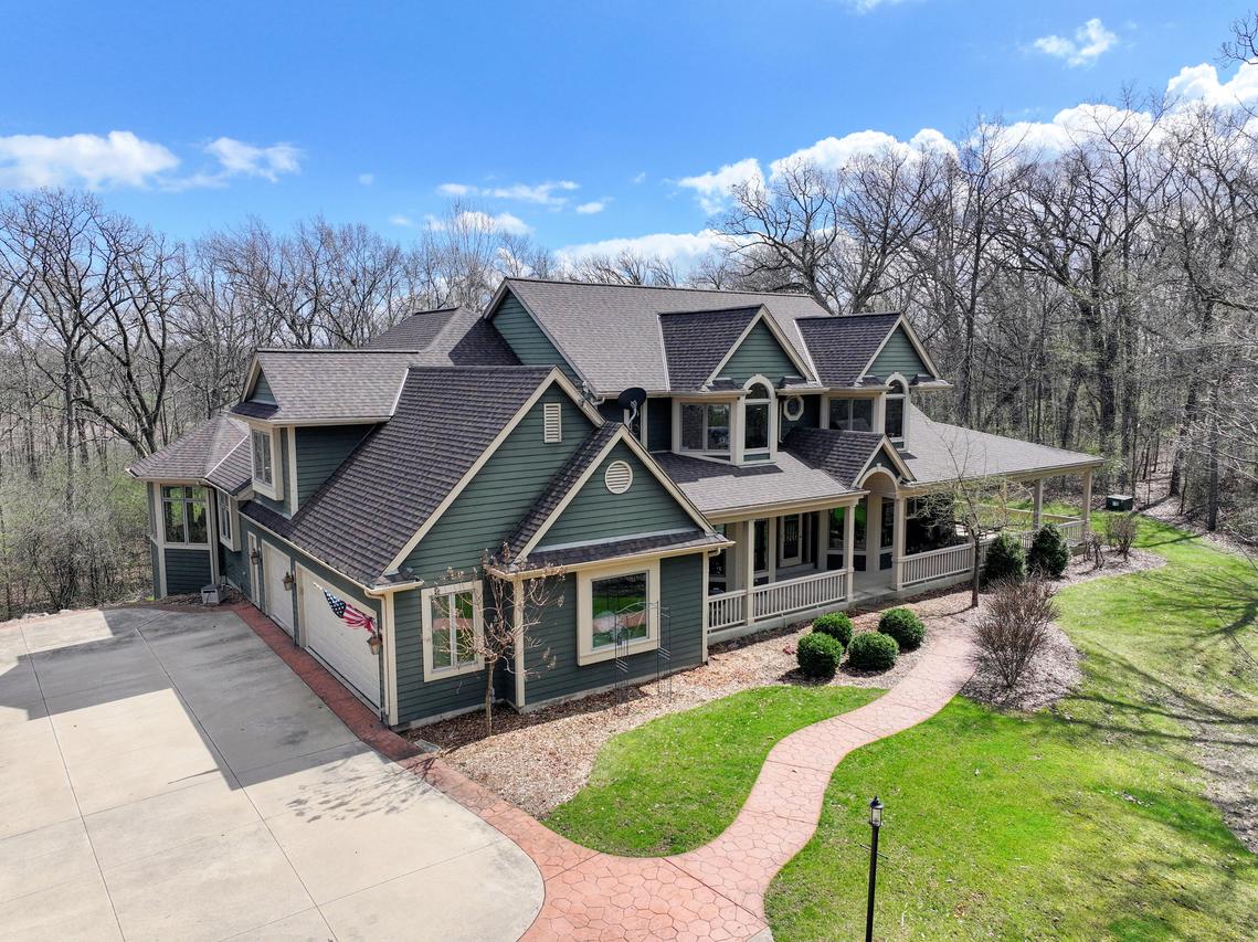 12301 W Ryan Rd, Franklin, WI 53132