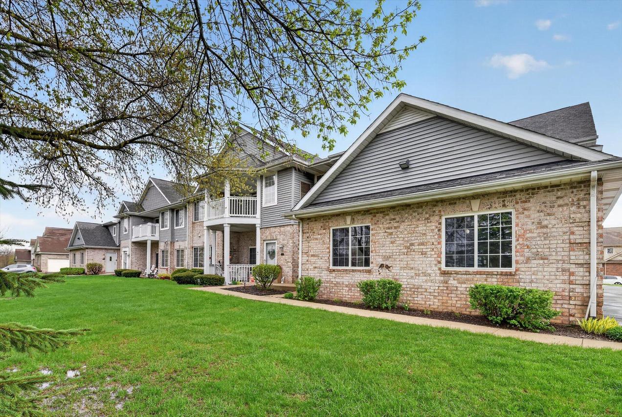 3222 55th Ct #145, Kenosha, WI 53144