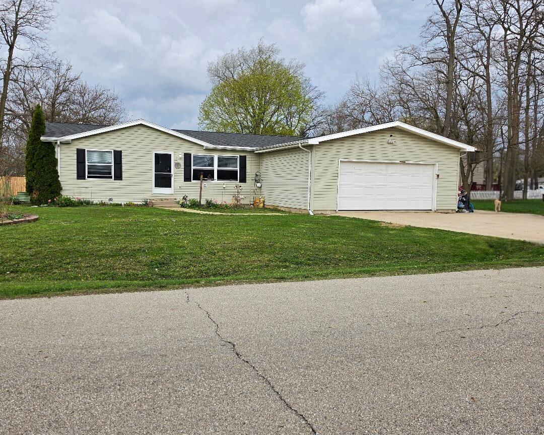 N1143 Linden Rd, Bloomfield, WI 53128
