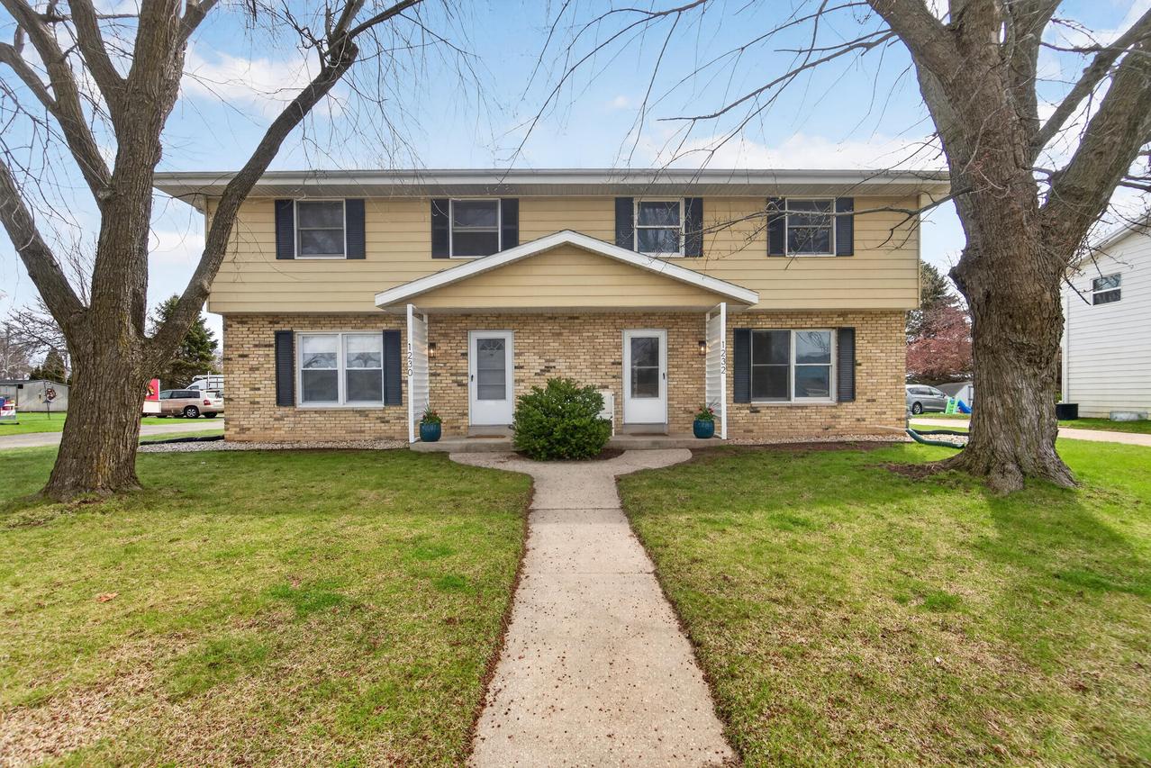 1230 1st Ave #1232, Grafton, WI 53024