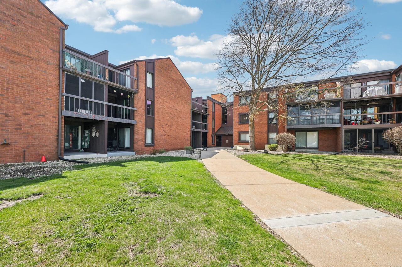 4215 N 100th St #365, Milwaukee, WI 53222