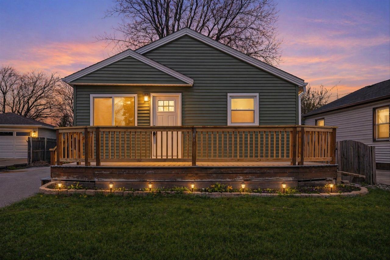 1304 Graceland Ave, Mount Pleasant, WI 53403