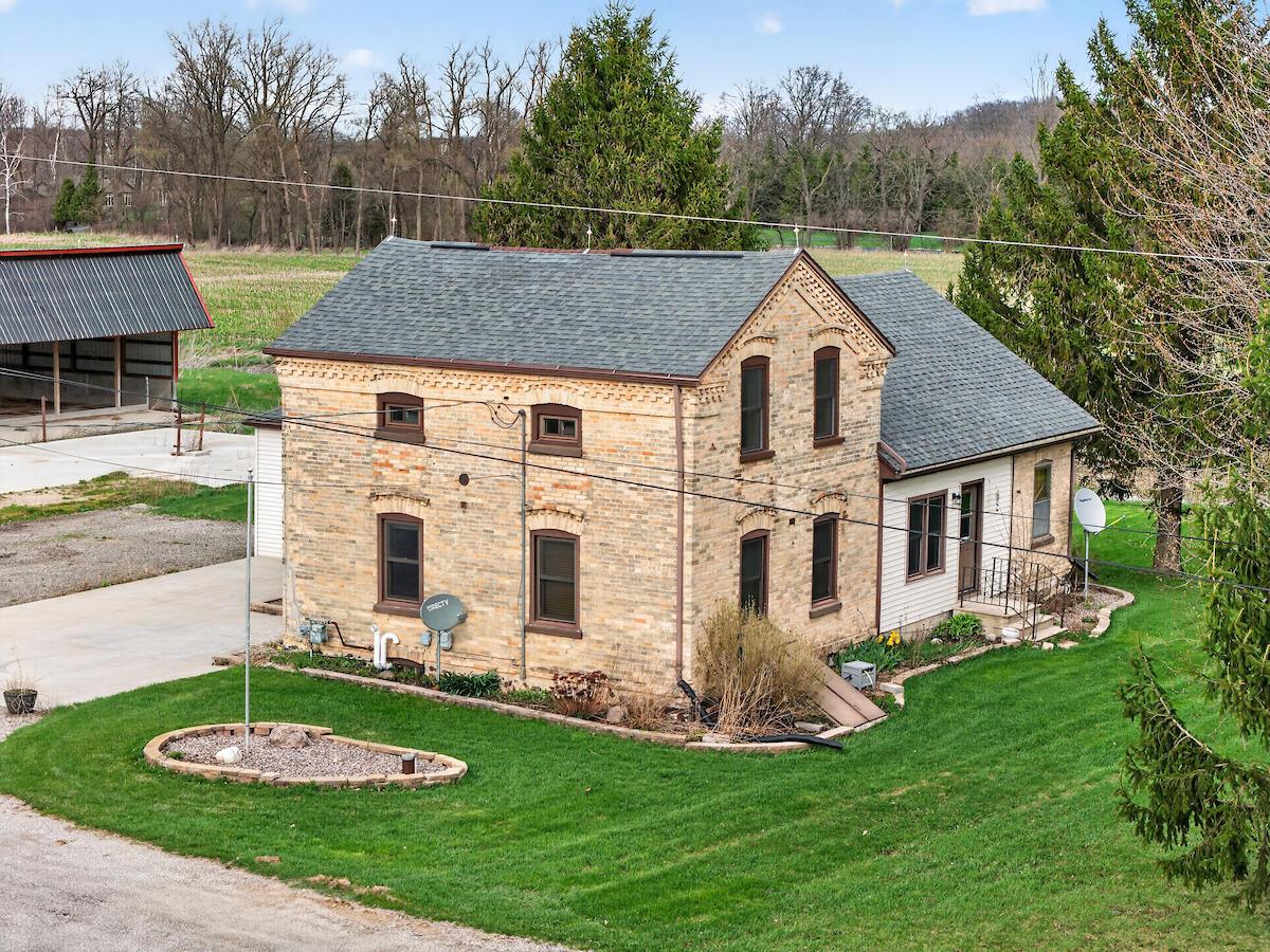 2342 State Highway 28 -, Farmington, WI 53040