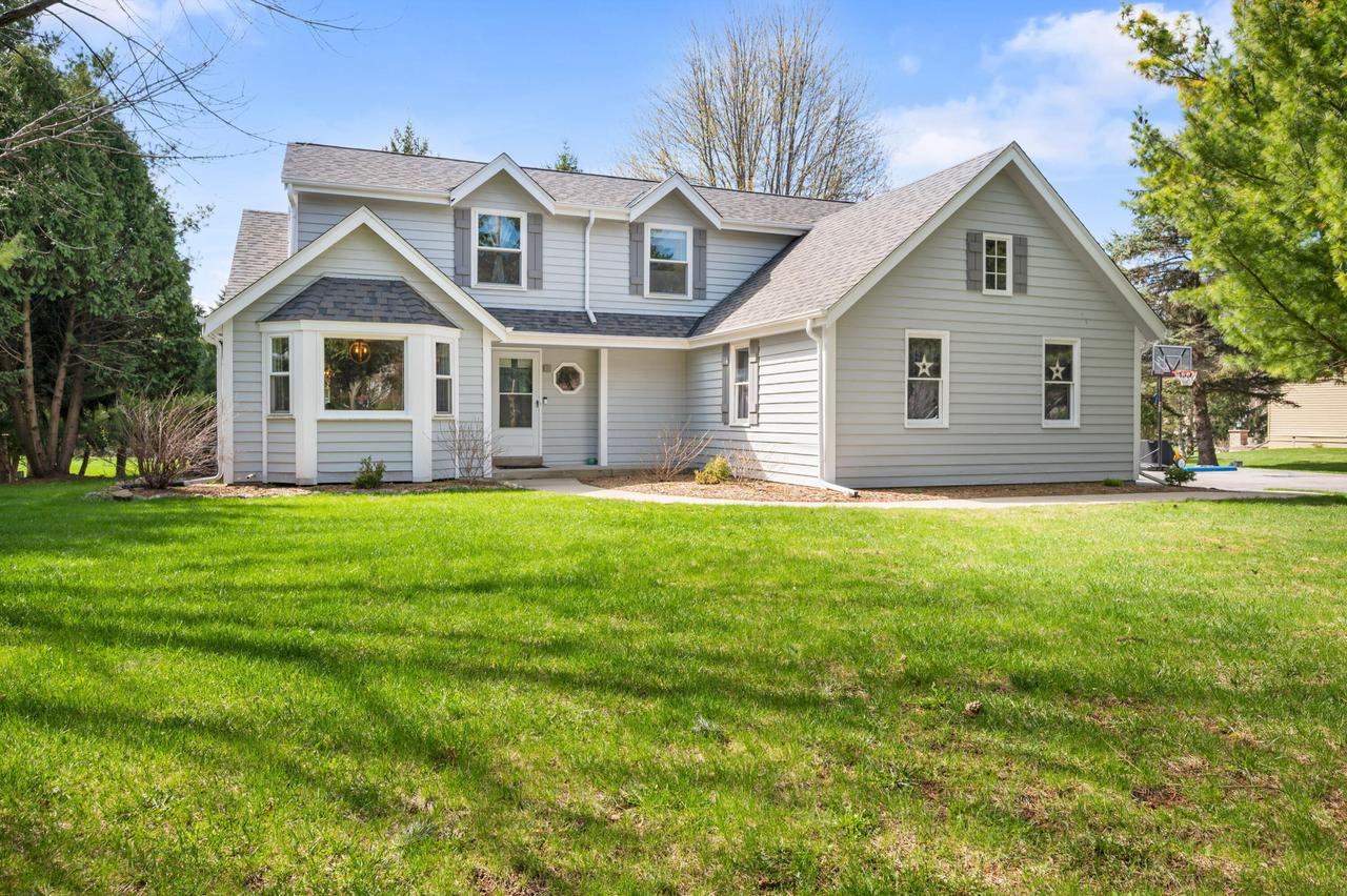 N71W23321 W Good Hope Rd, Sussex, WI 53089