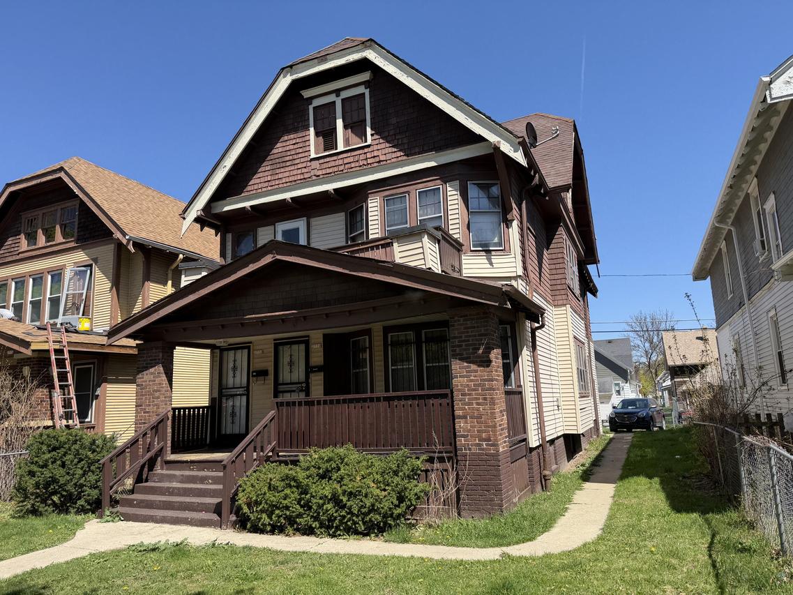 2770 N 39th St #2772, Milwaukee, WI 53210