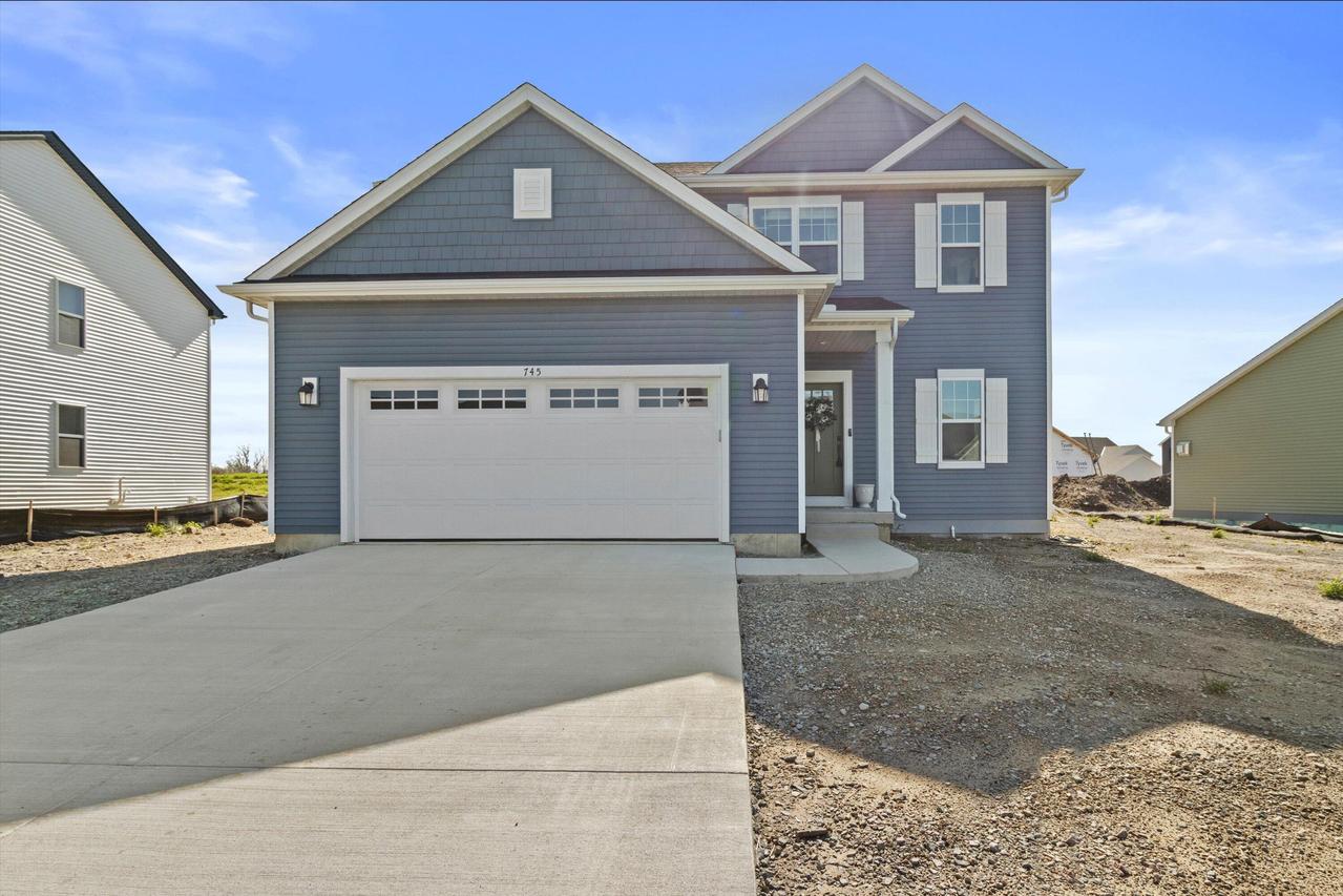 745 Johnson St, Watertown, WI 53094