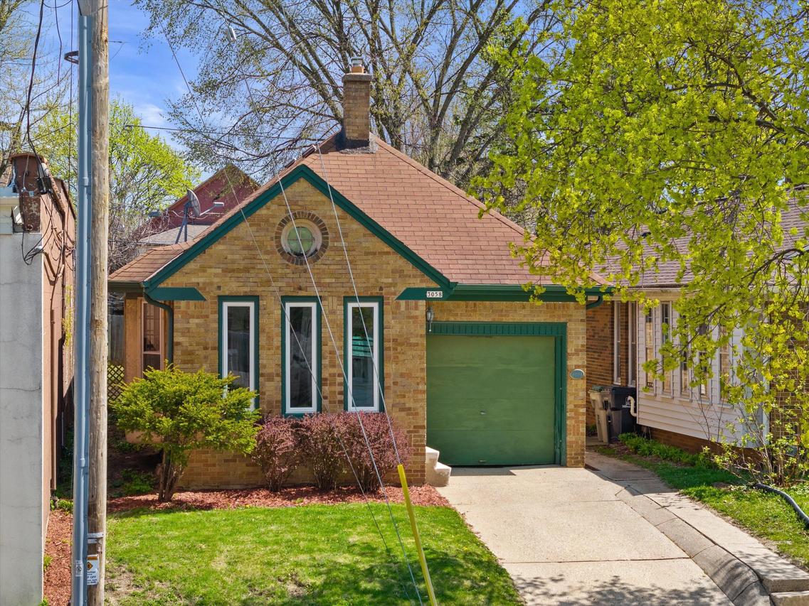 3058 N 74th St, Milwaukee, WI 53210