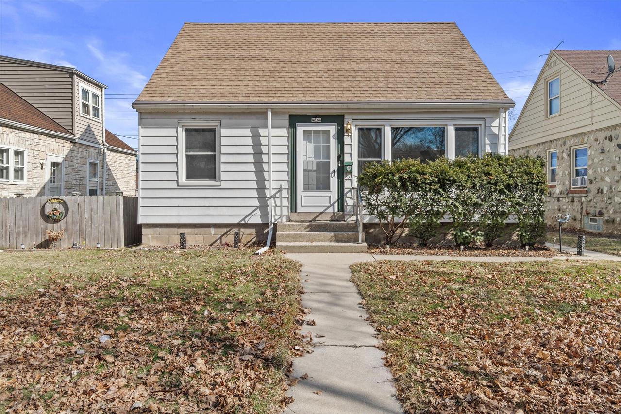 4864 N 21st St, Milwaukee, WI 53209