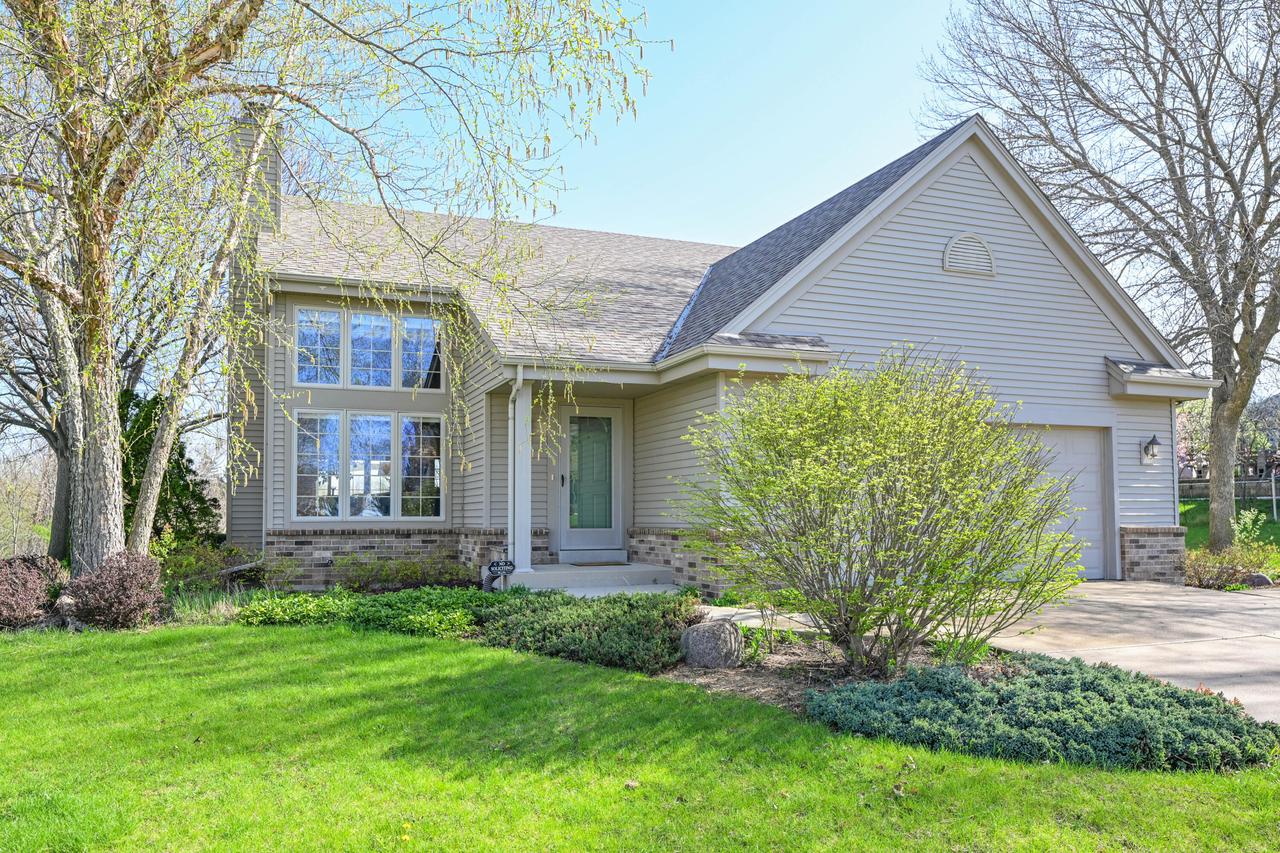 824 Briody St, Burlington, WI 53105