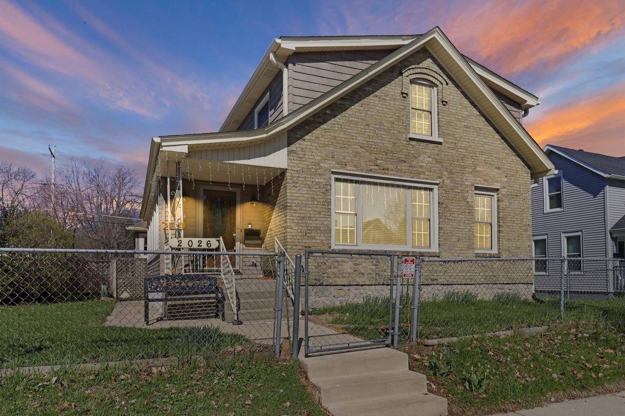 2026 N Wisconsin St., Racine, WI 53402
