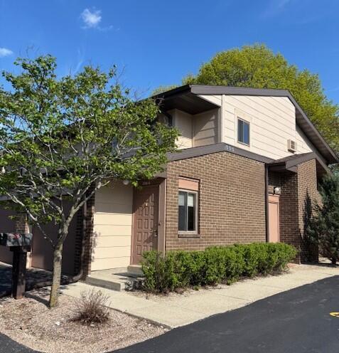 305 Cheviot Chase - #6, Waukesha, WI 53186