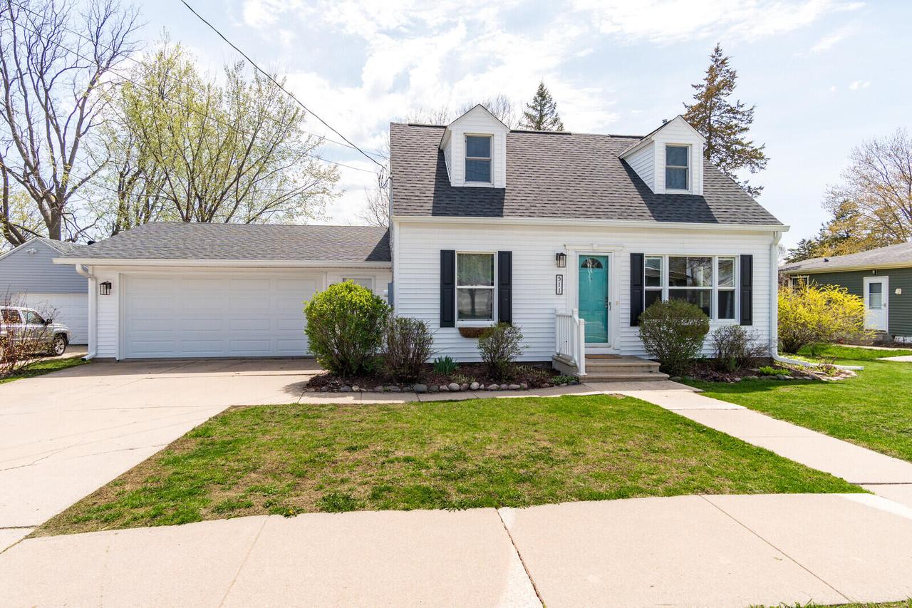511 Garland St, West Salem, WI 54669