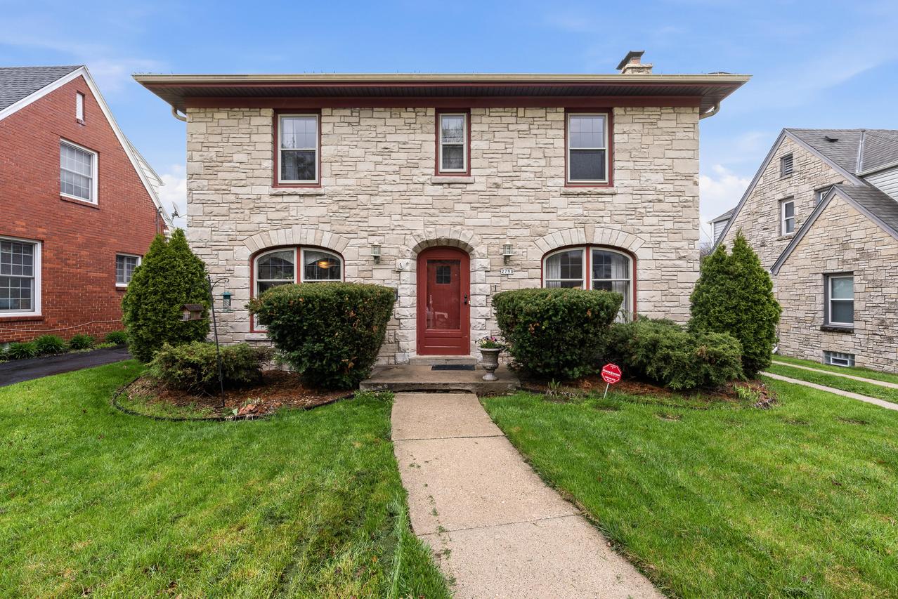 2790 N Avondale Blvd, Milwaukee, WI 53210
