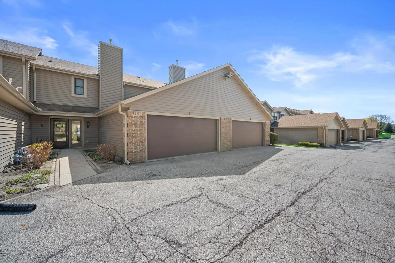 5521 Cambridge Ln #5, Mount Pleasant, WI 53406