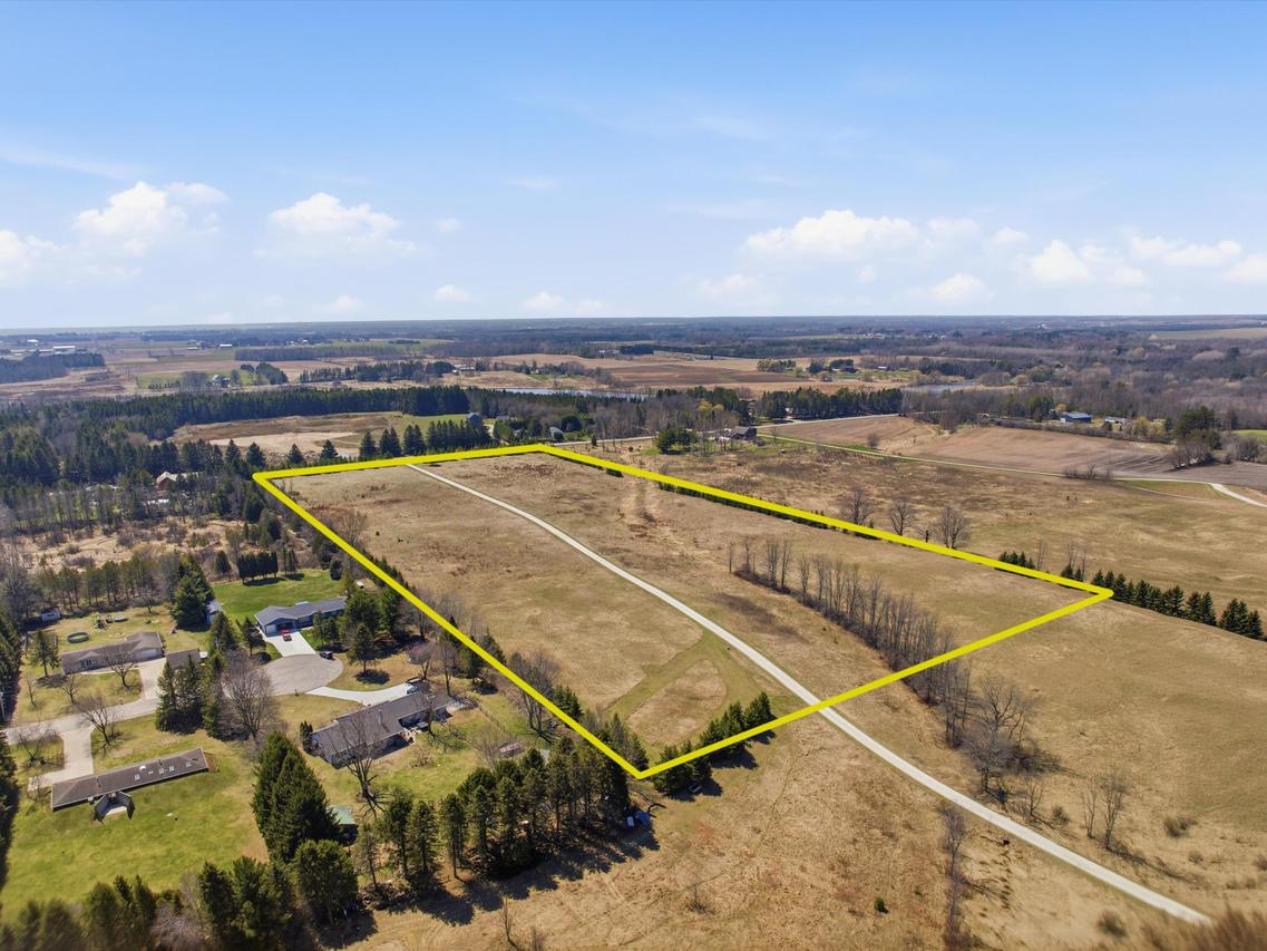 Lts1-3 Vv Hwy, Two Rivers, WI 54241
