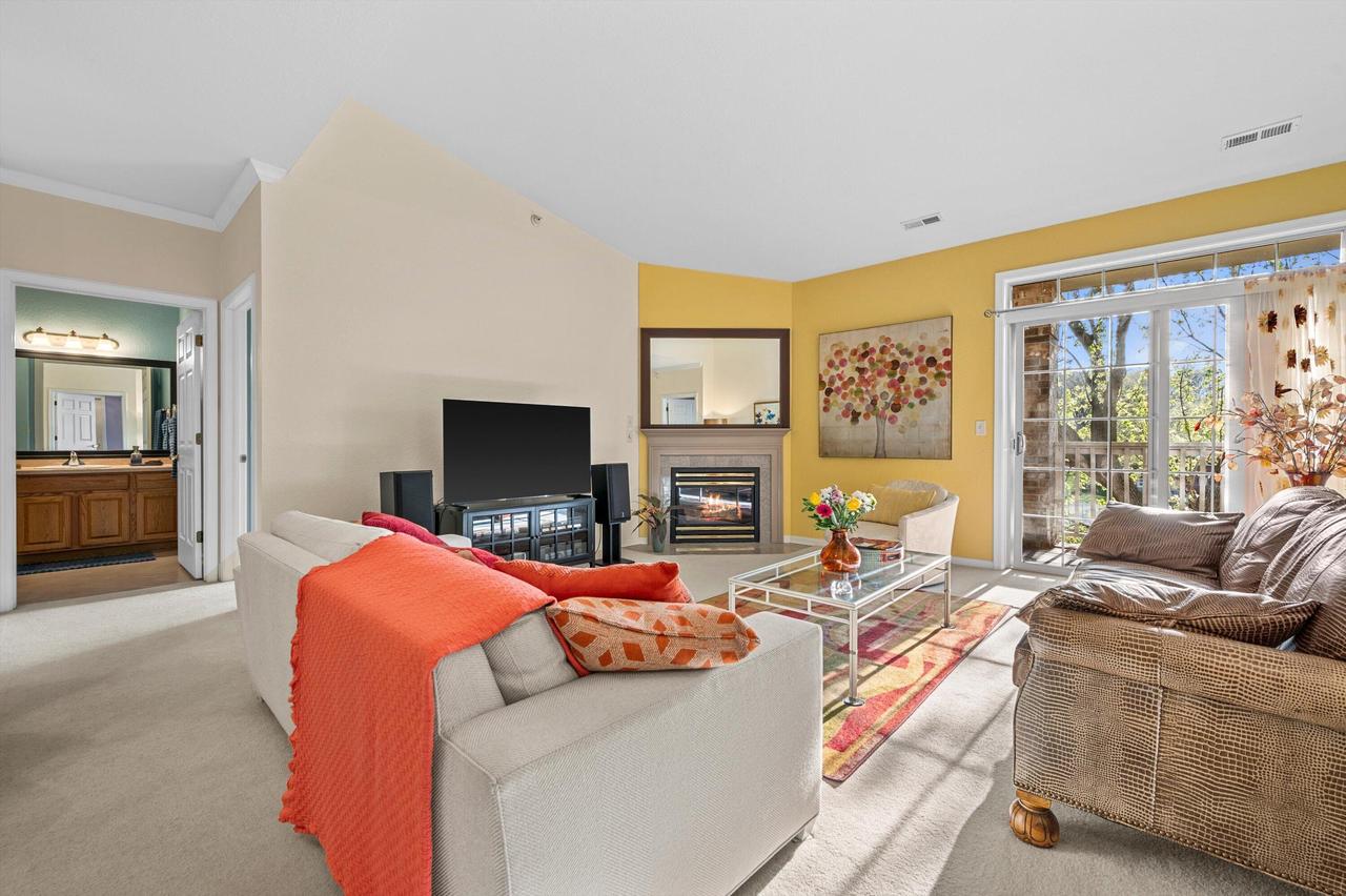 13050 W Bluemound Rd #307, Elm Grove, WI 53122