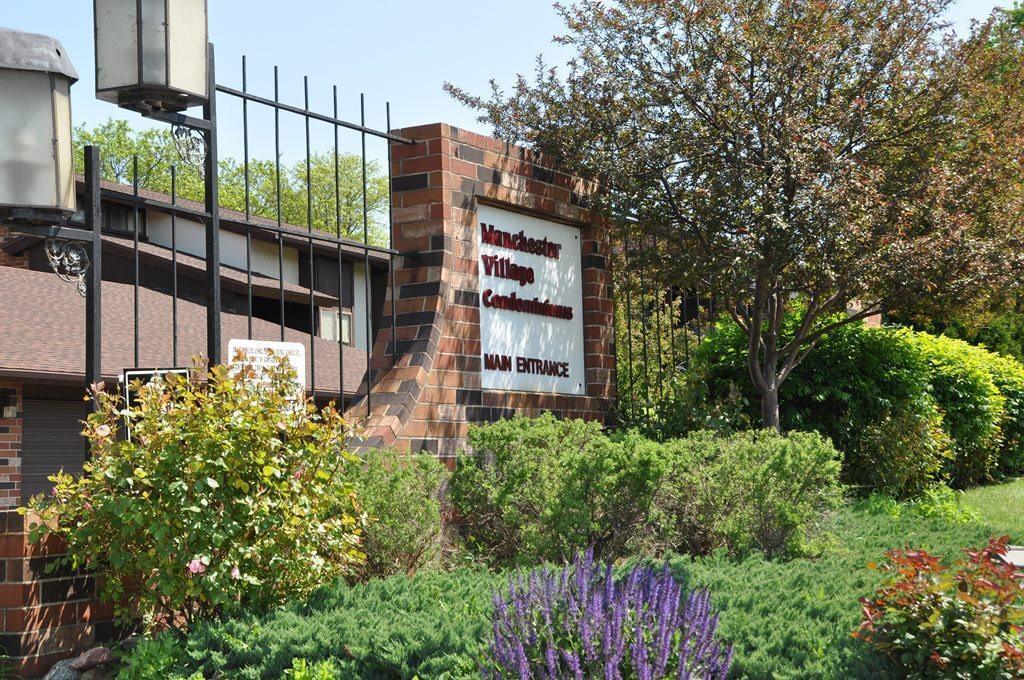 2150 W Good Hope Rd ##201, Glendale, WI 53209