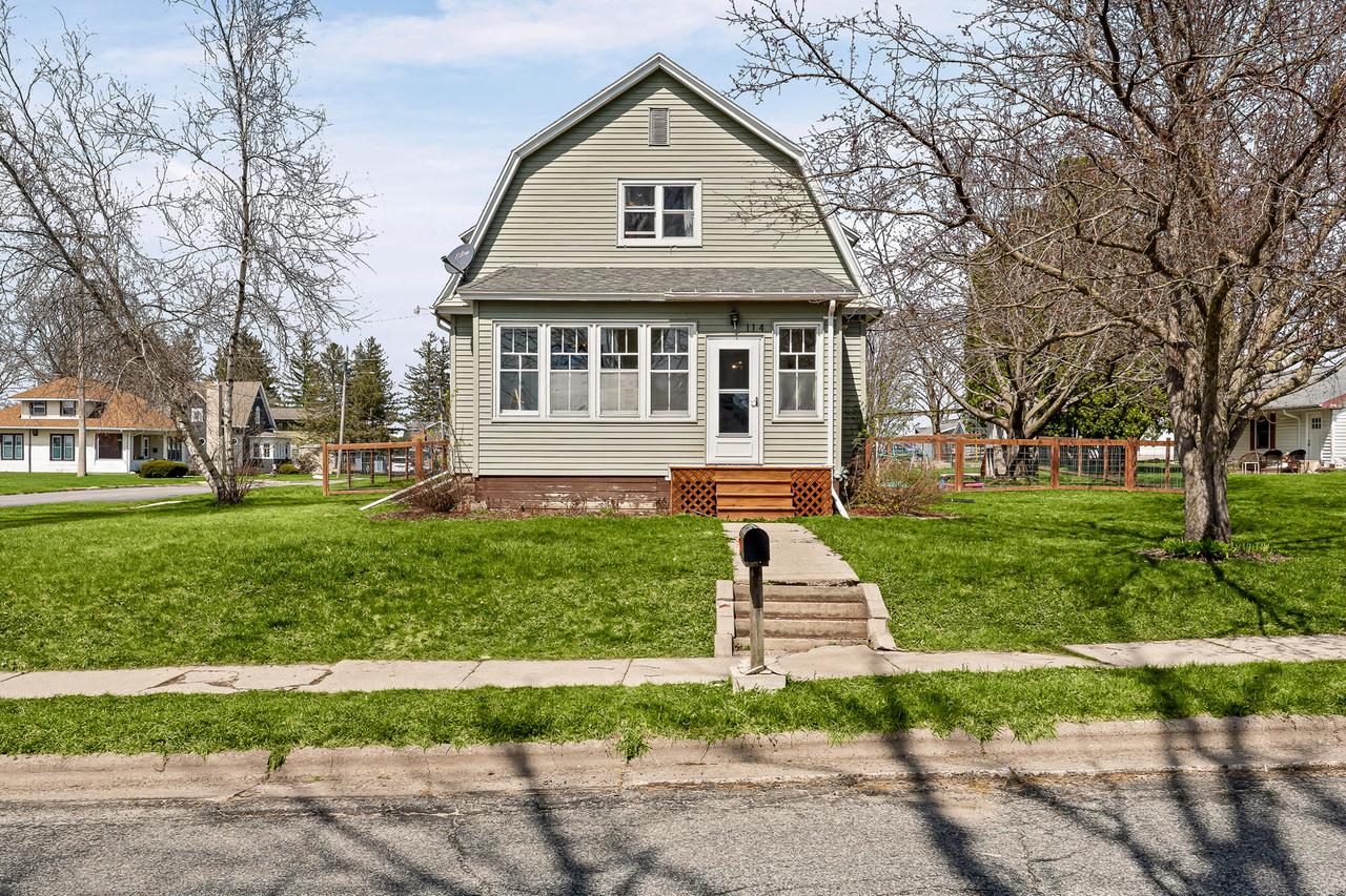 114 Washington St, Westby, WI 54667