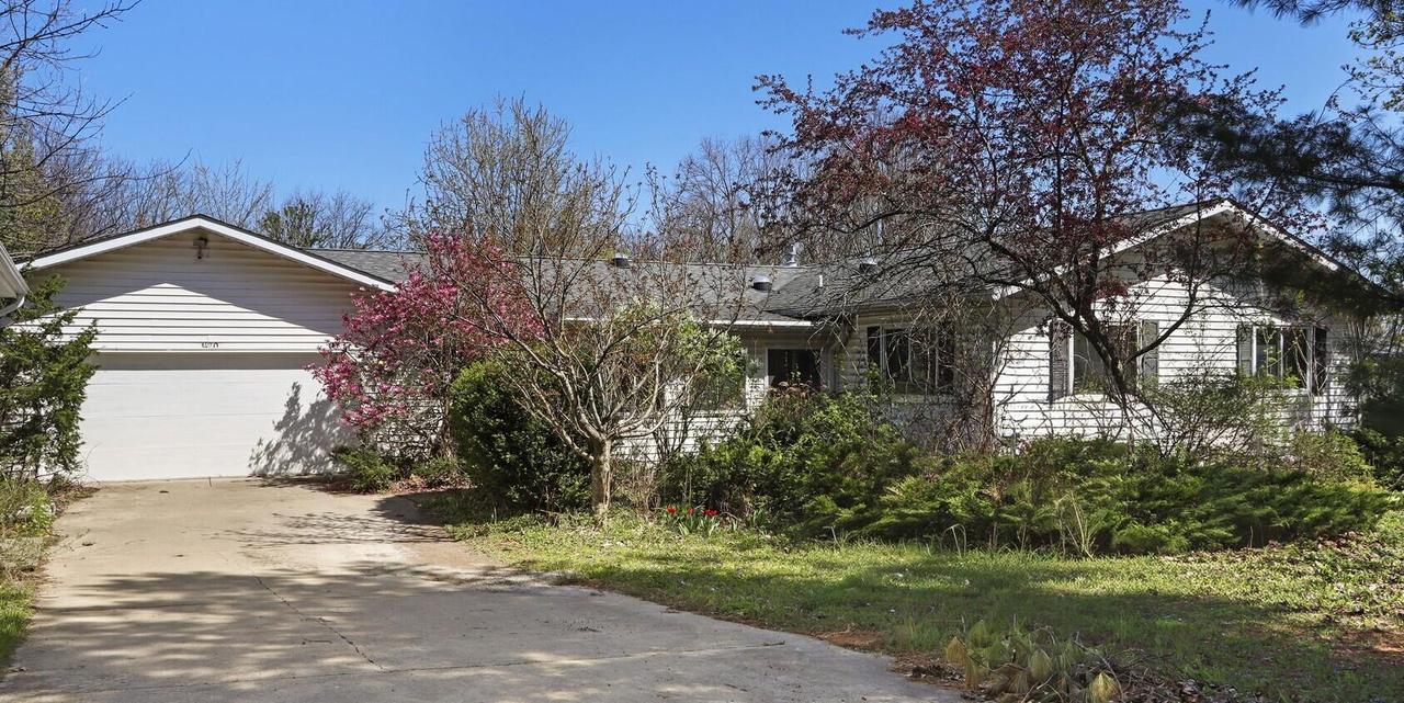 N1420 Cedar Rd, Bloomfield, WI 53128