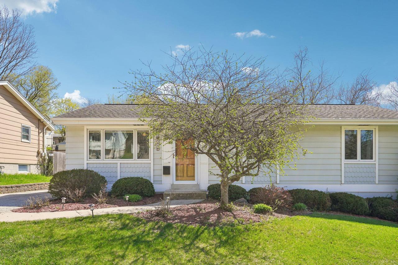 1439 N 12th Ave, West Bend, WI 53090