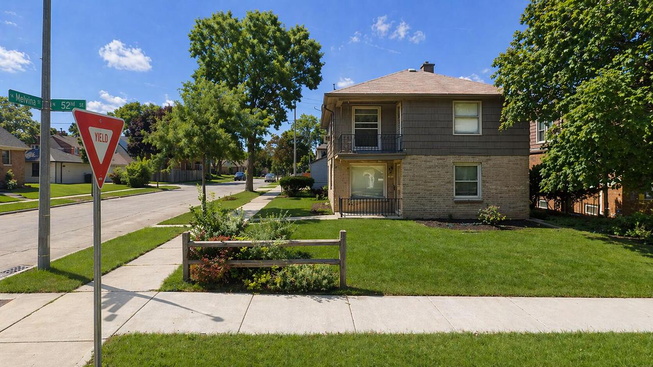 3901 N 52nd St, Milwaukee, WI 53216