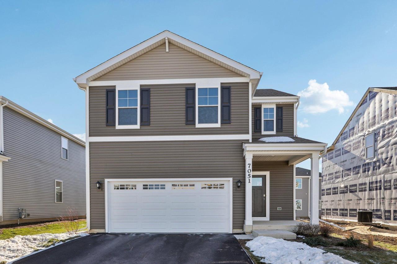 7074 Oakmont Rd, Mount Pleasant, WI 53403
