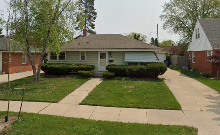 819 Ohio St, Racine, WI 53405
