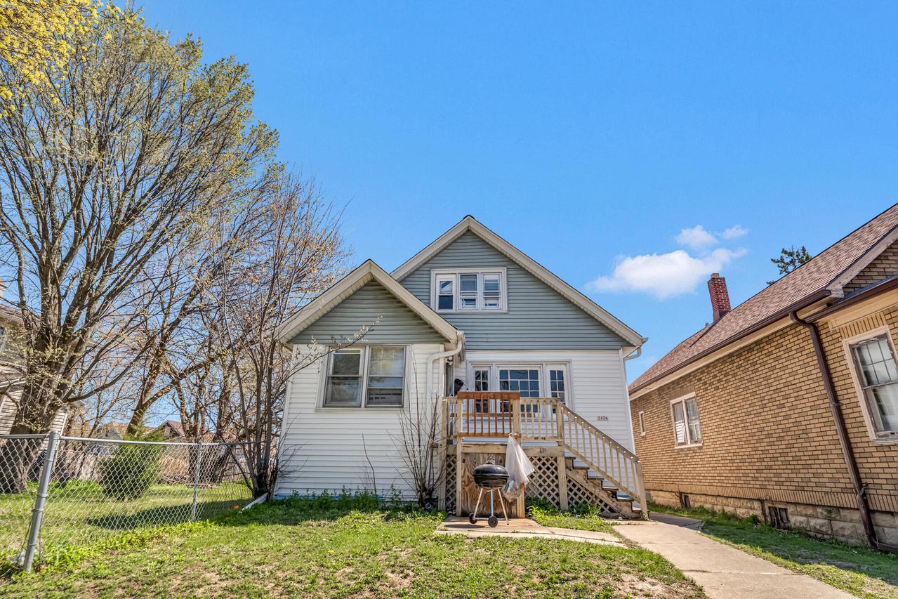 3426 N 1st St, Milwaukee, WI 53212