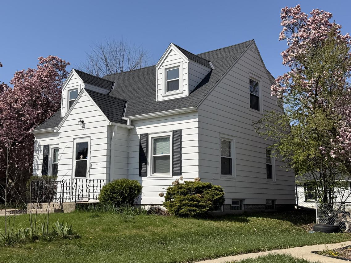 3847 N 55th St, Milwaukee, WI 53216