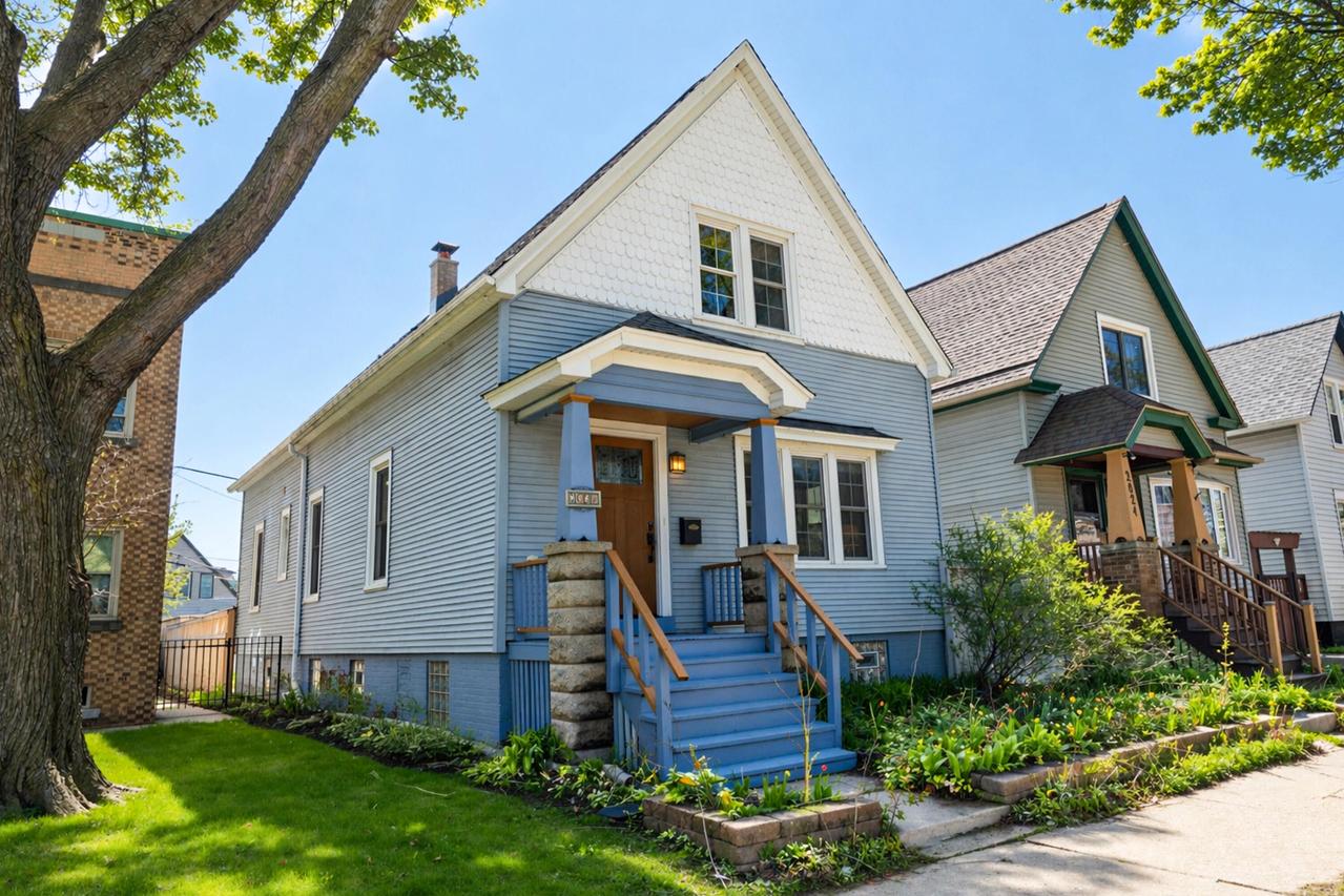 2628 N Pierce St, Milwaukee, WI 53212
