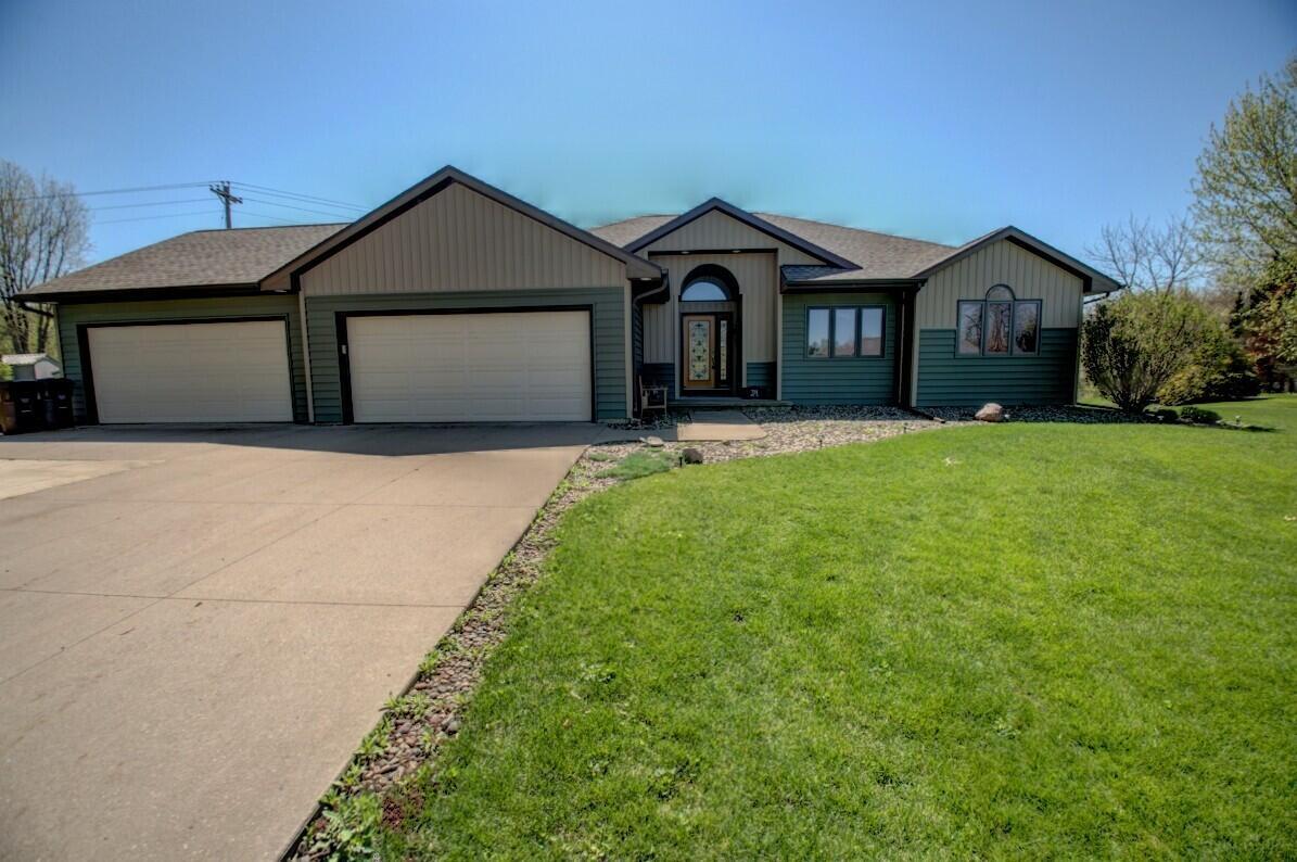 758 Faye Dr, West Salem, WI 54669