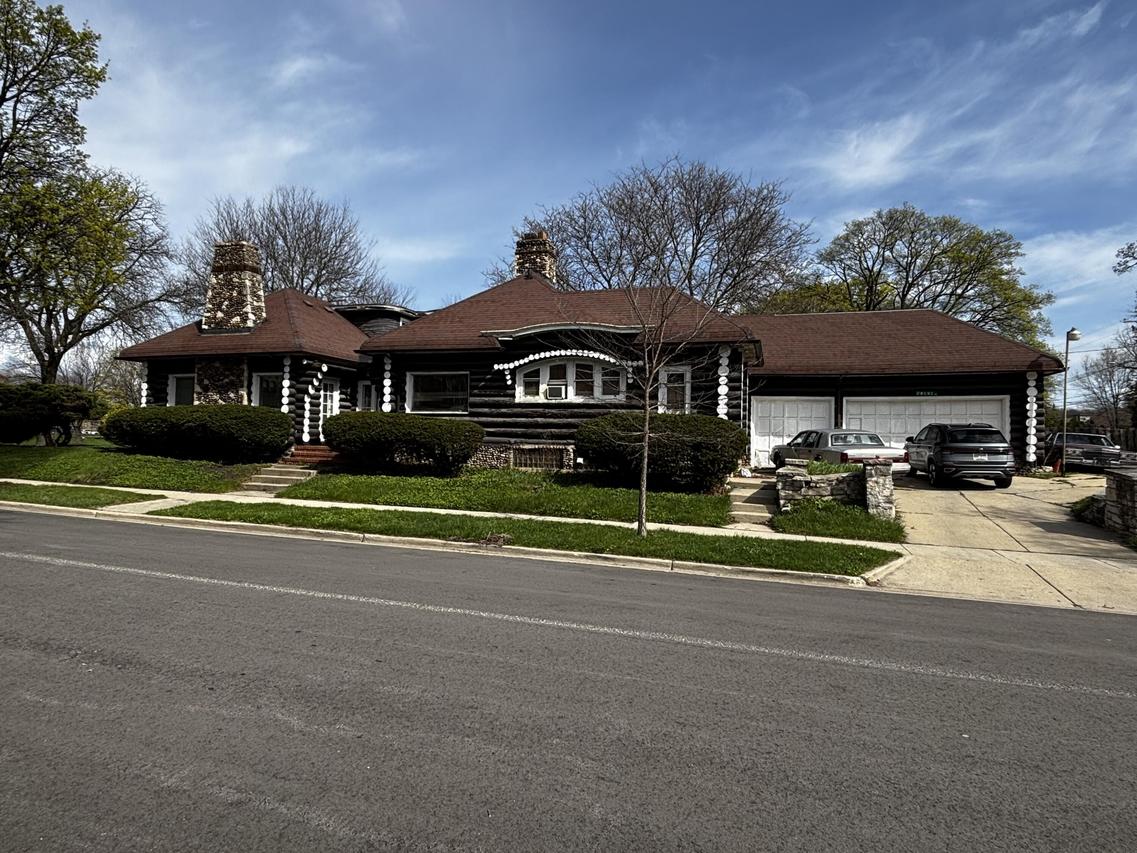 2602 N Sherman Blvd, Milwaukee, WI 53210