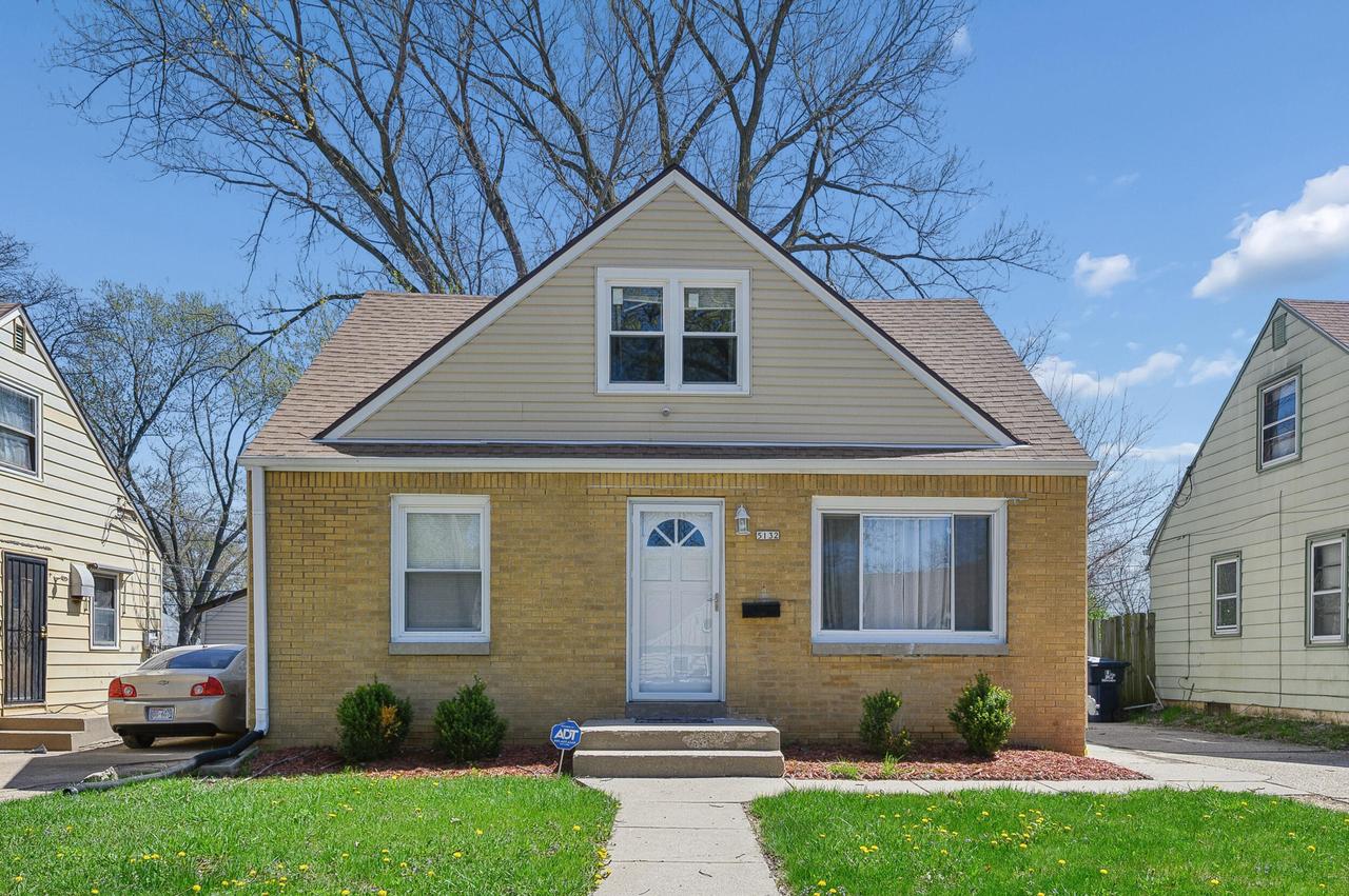 5132 N 57th St, Milwaukee, WI 53218