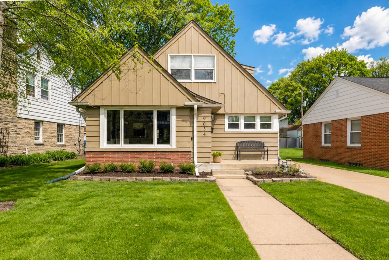 9034 W Mt Vernon Ave, Milwaukee, WI 53226