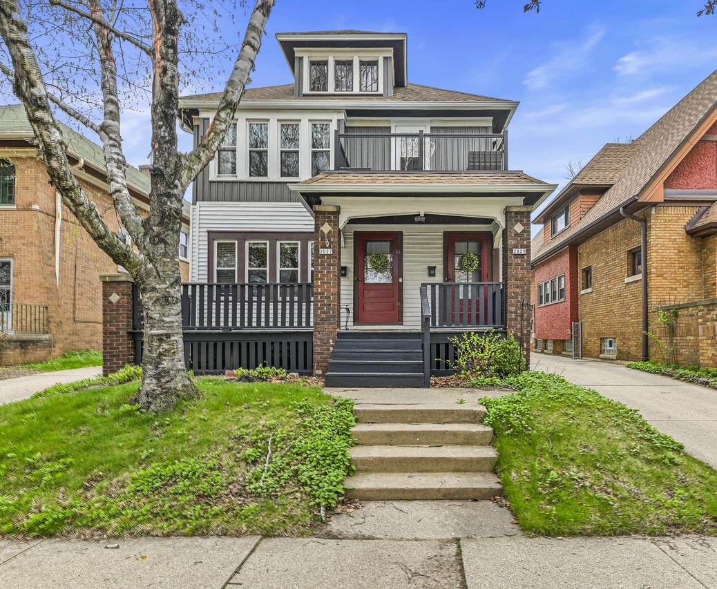 2027 N 58th St #2029, Milwaukee, WI 53208