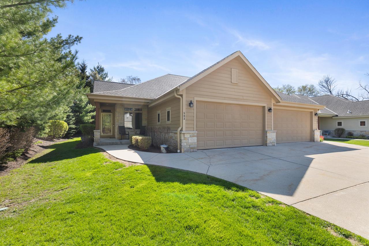 503 Garden Prairie, Waukesha, WI 53186