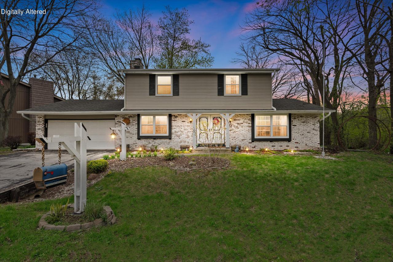 3710 S Pleasant View, New Berlin, WI 53151