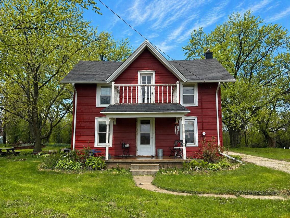N8809 N County Rd., Troy, WI 53120